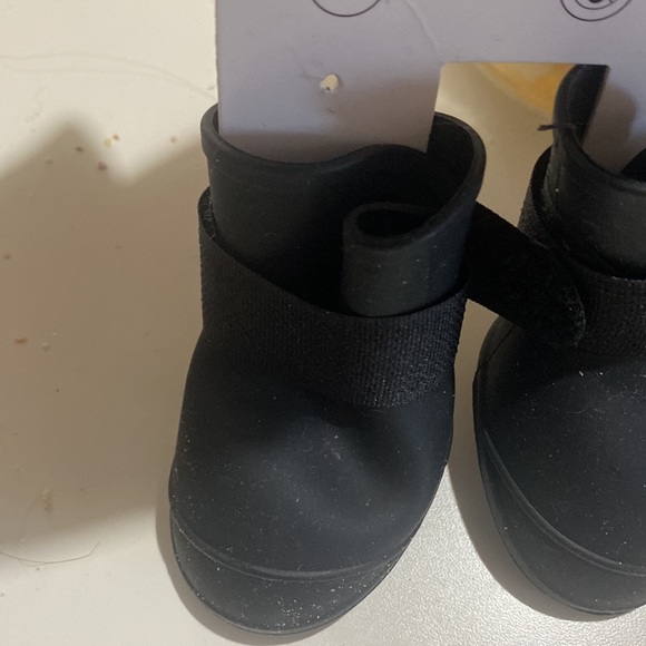 NWT Sharper image pet rain booties L - Picture 3 of 3